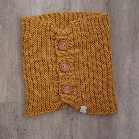 Accessories - Button detail Cowl Scarf!